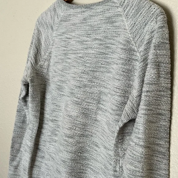 Forever 21 | Women’s Lightweight Sweater - Picture 12 of 12